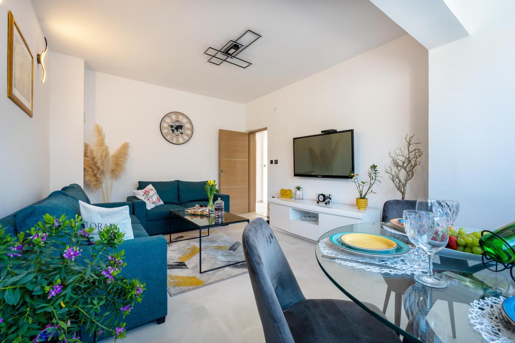 Villa Ivona With Swimming Pool And Jacuzzi Oslje Luaran gambar