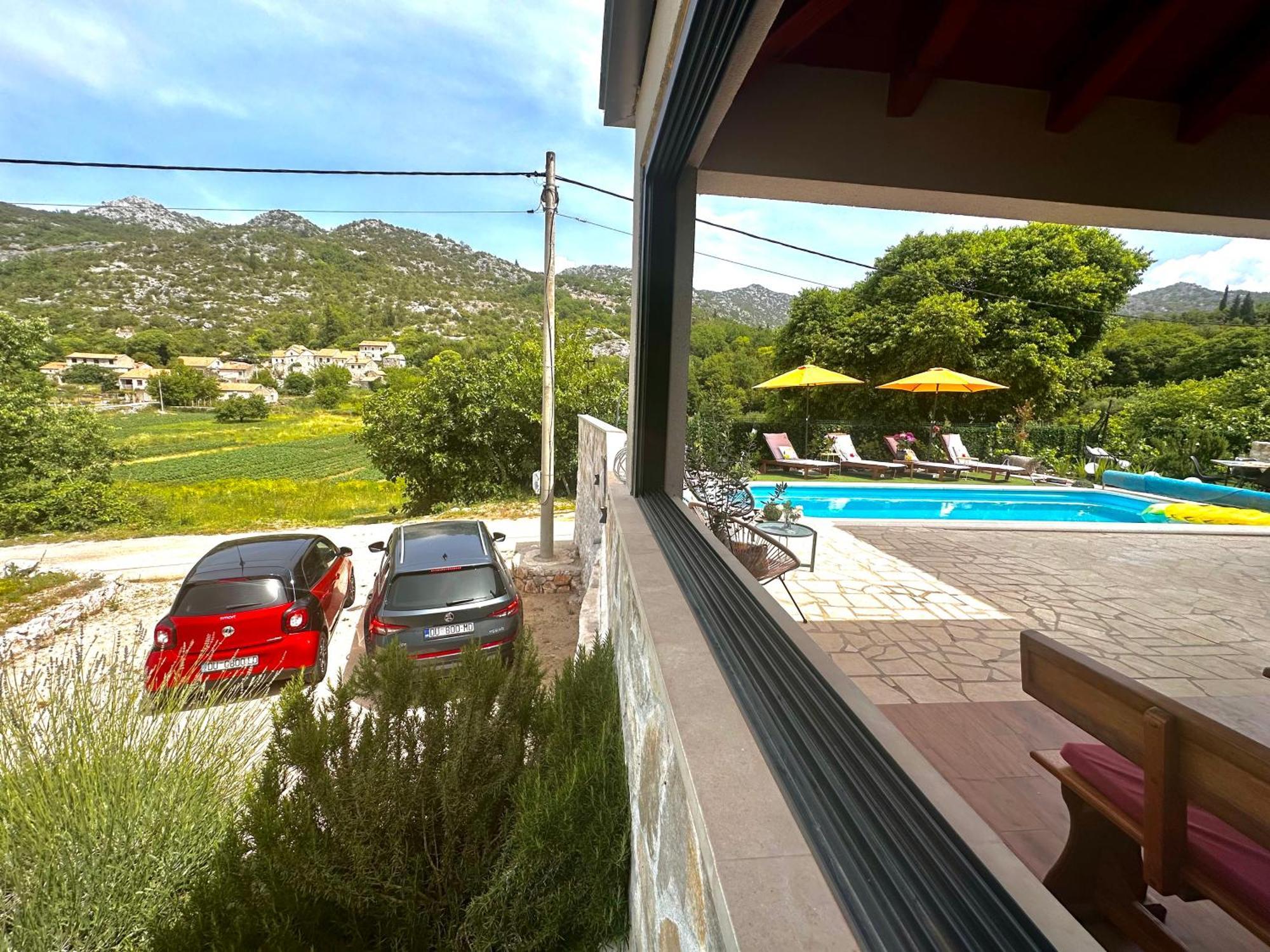 Villa Ivona With Swimming Pool And Jacuzzi Oslje Luaran gambar